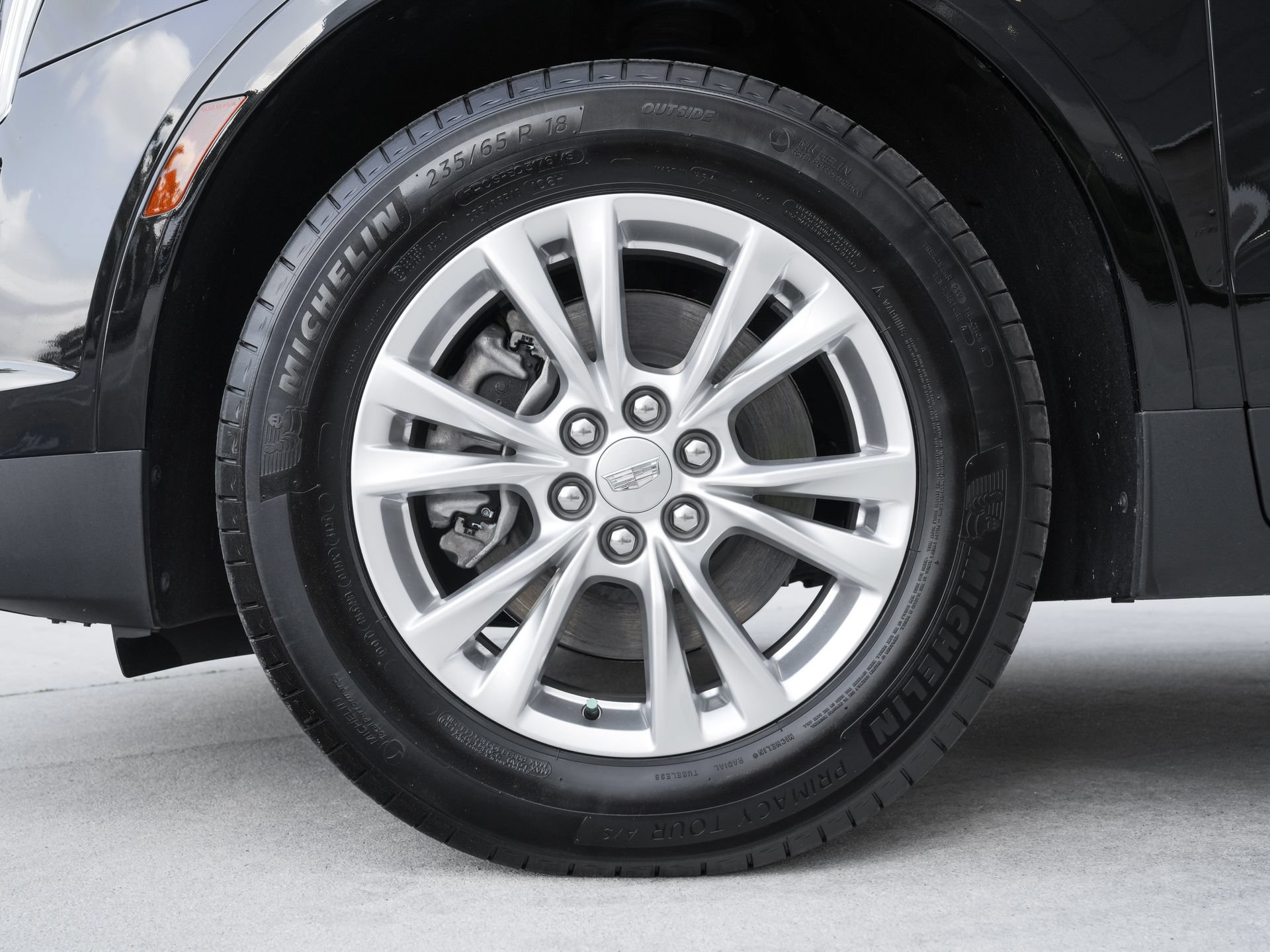 Used 2025 Cadillac XT5 Luxury FWD image 32