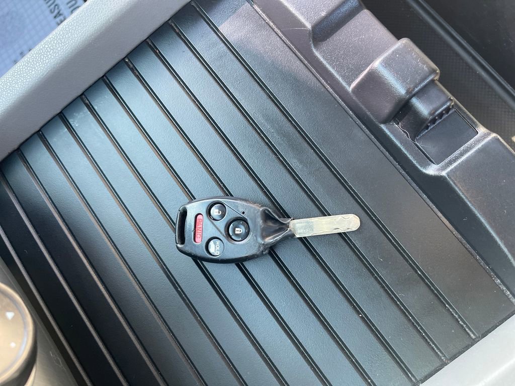 Used 2013 Honda Pilot Touring image 28