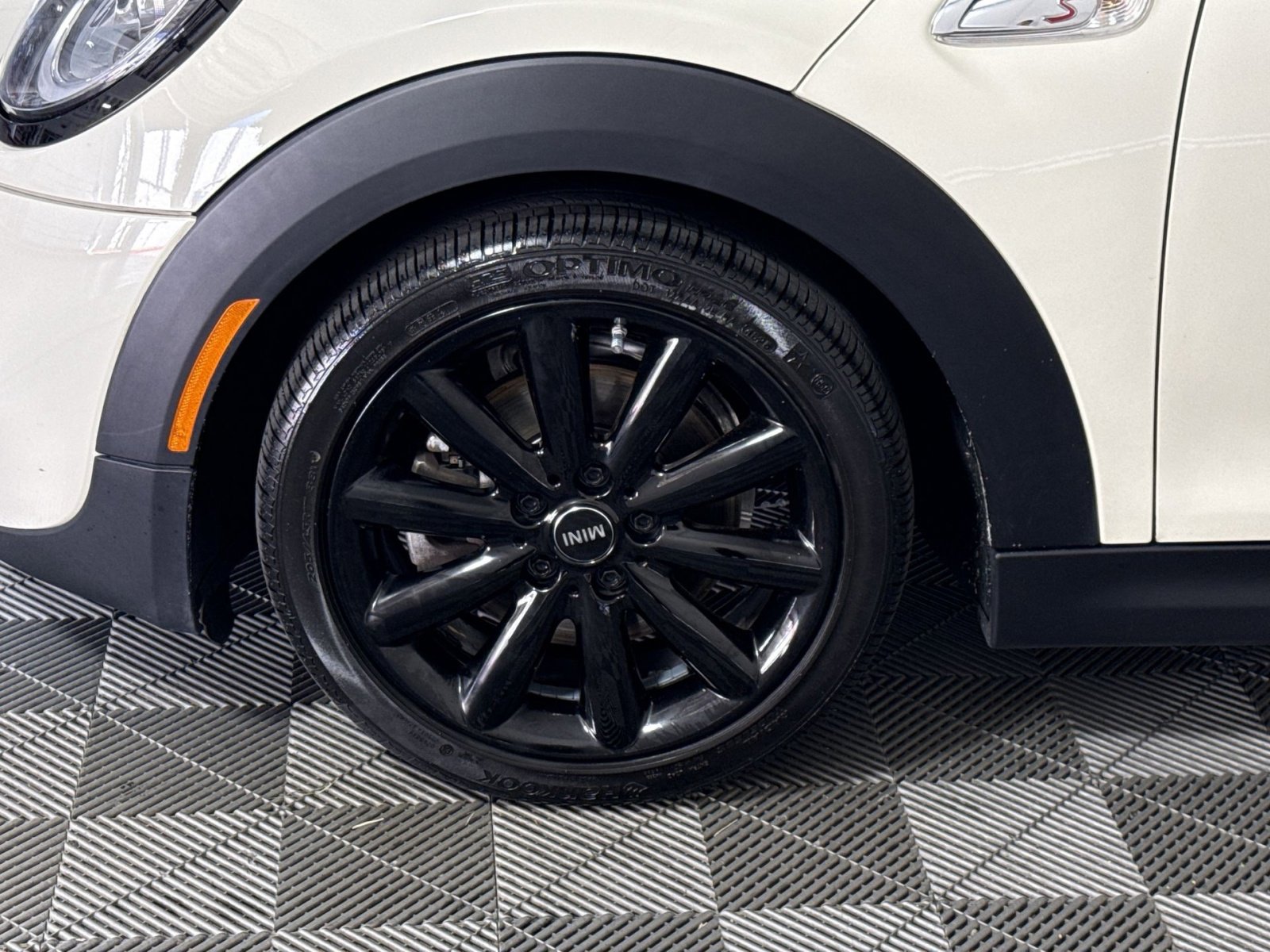 Used 2020 MINI Cooper S FWD image 12