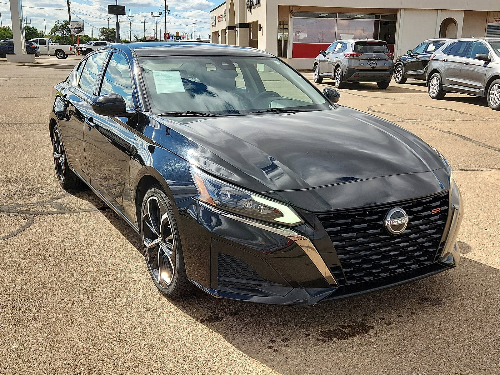 Used 2024 Nissan Altima 2.5 SR image 6