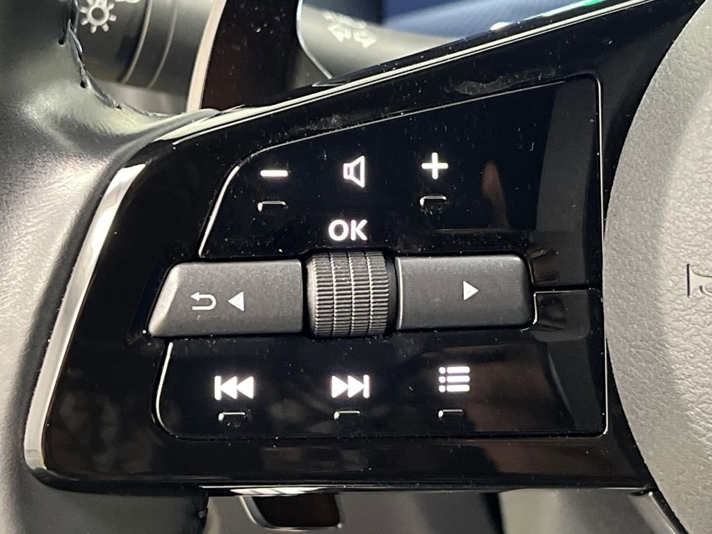 Used 2024 Nissan Z Performance w/ Floor Mat Package image 27