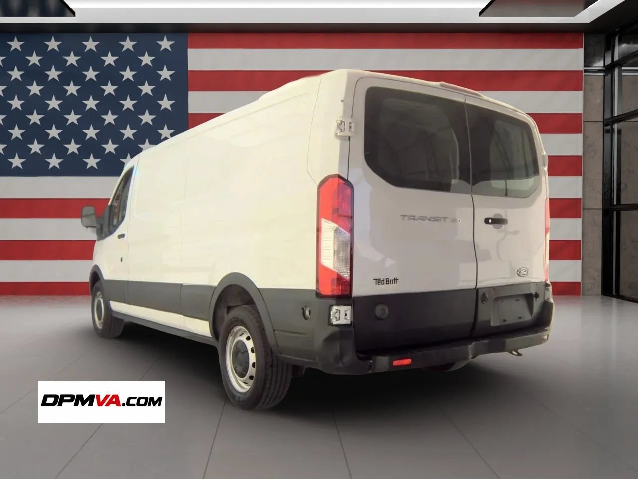 Used 2019 Ford Transit 150 148 Low Roof RWD image 4