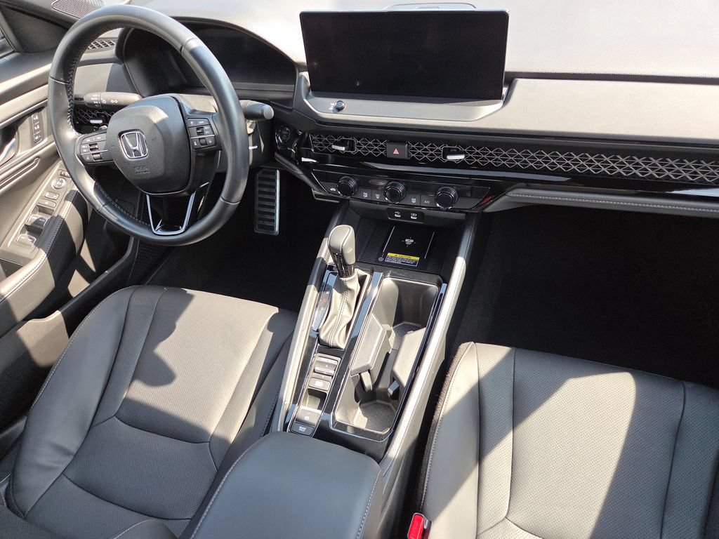 Certified 2025 Honda Accord Sport image 30