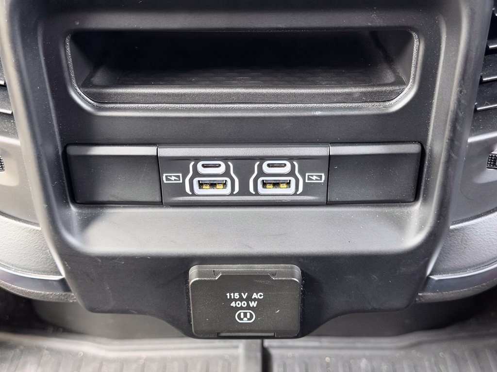 Used 2025 RAM 2500 Big Horn AWD/4WD image 27