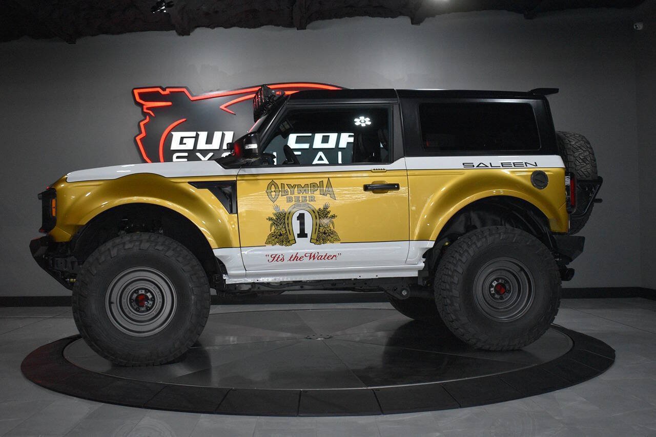 Used 2023 Ford Bronco Outer Banks AWD/4WD image 2