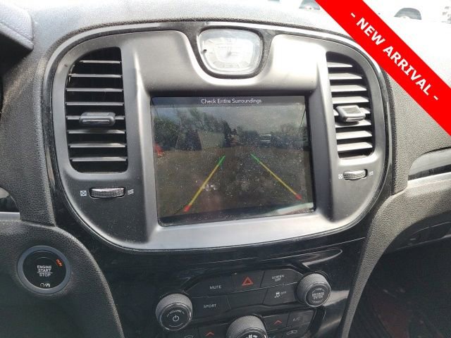 Used 2019 Chrysler 300 S AWD/4WD image 10