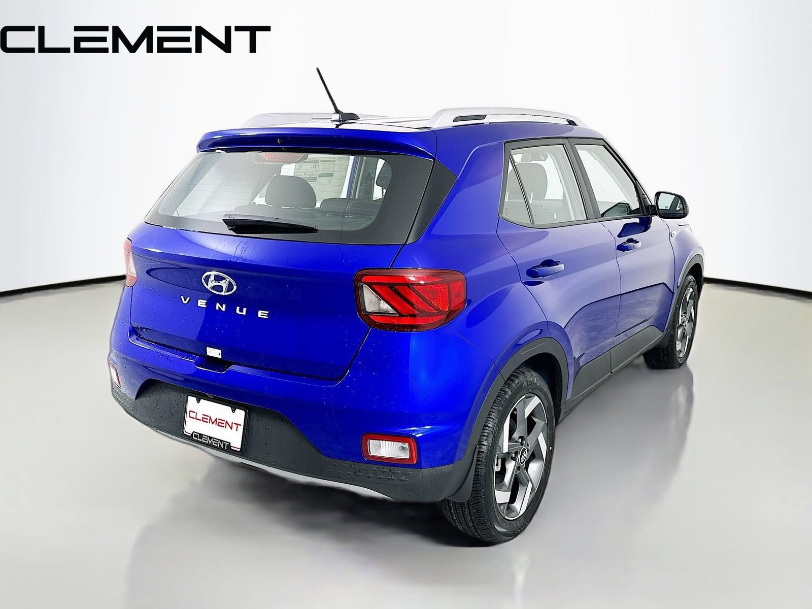 Certified 2026 Hyundai Venue SEL FWD image 7