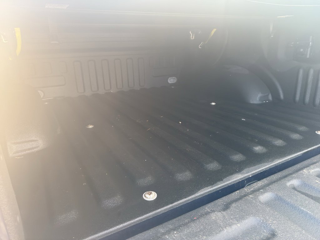 Used 2017 Ford F150 XLT w/ Equipment Group 302A Luxury image 18