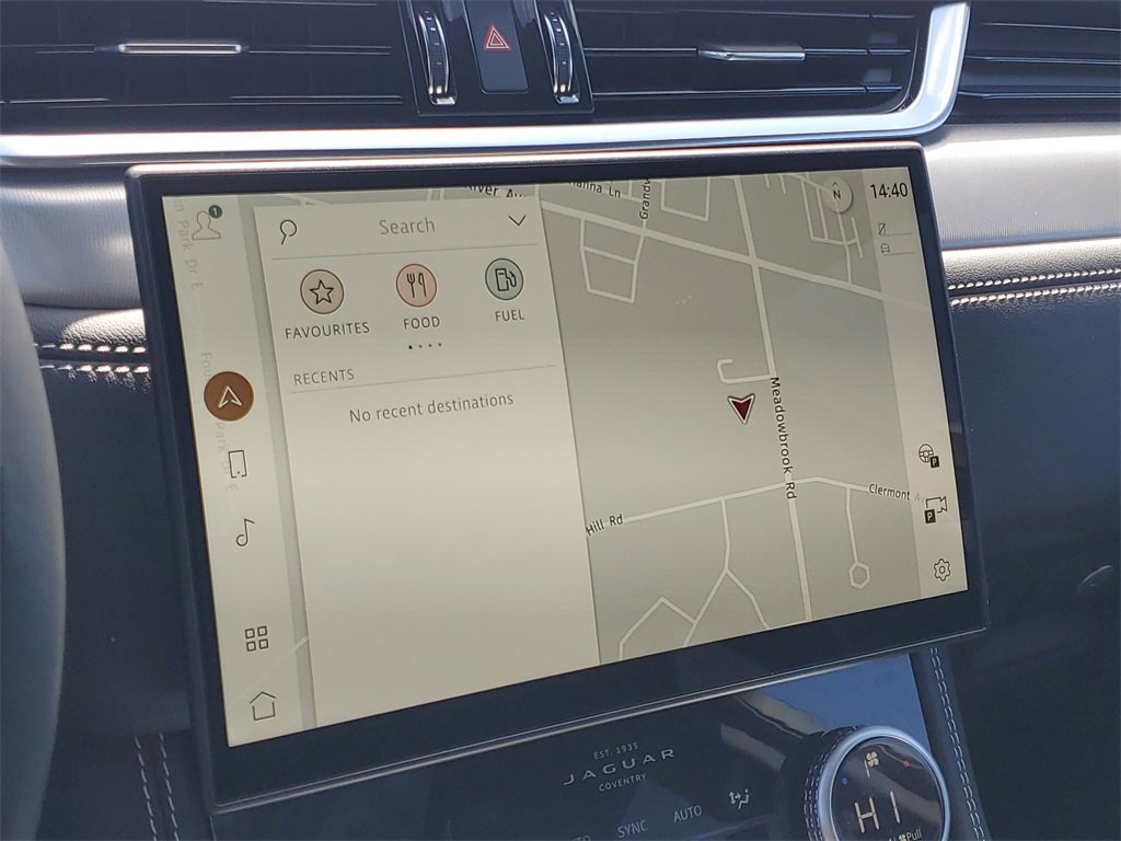 New 2025 Jaguar F-PACE R-Dynamic S image 21