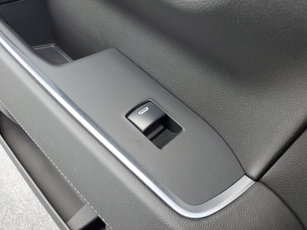Used 2024 Chevrolet Silverado 1500 LT AWD/4WD image 14