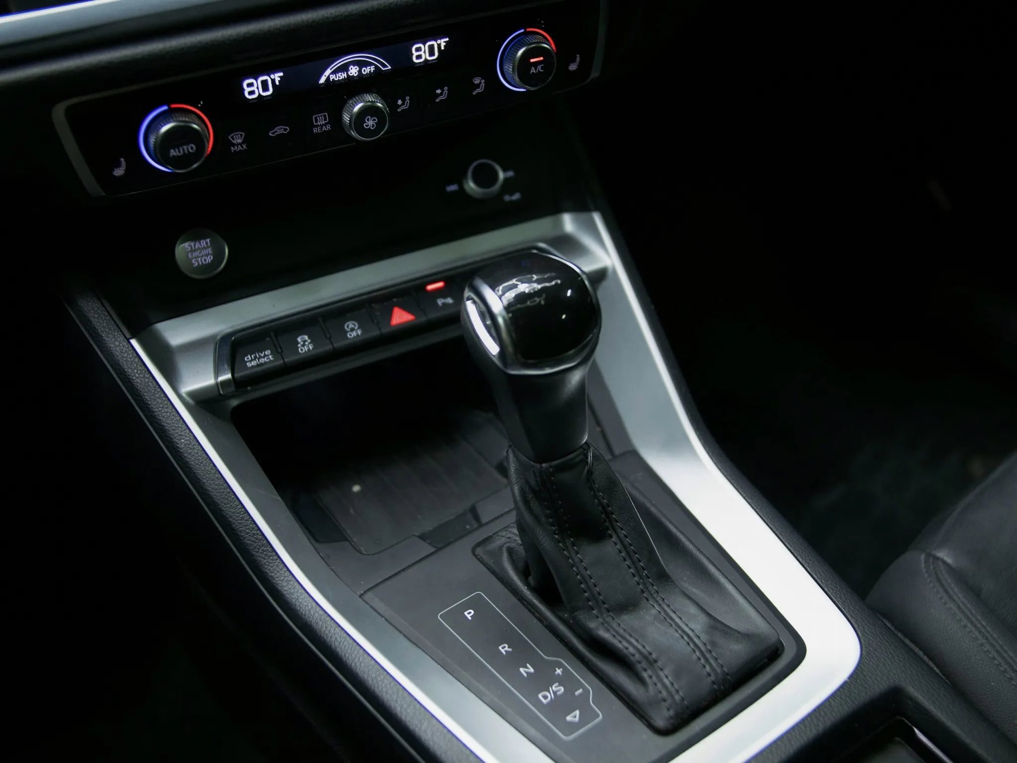 Used 2020 Audi Q3 2.0T Premium Plus w/ Premium Plus Package image 37