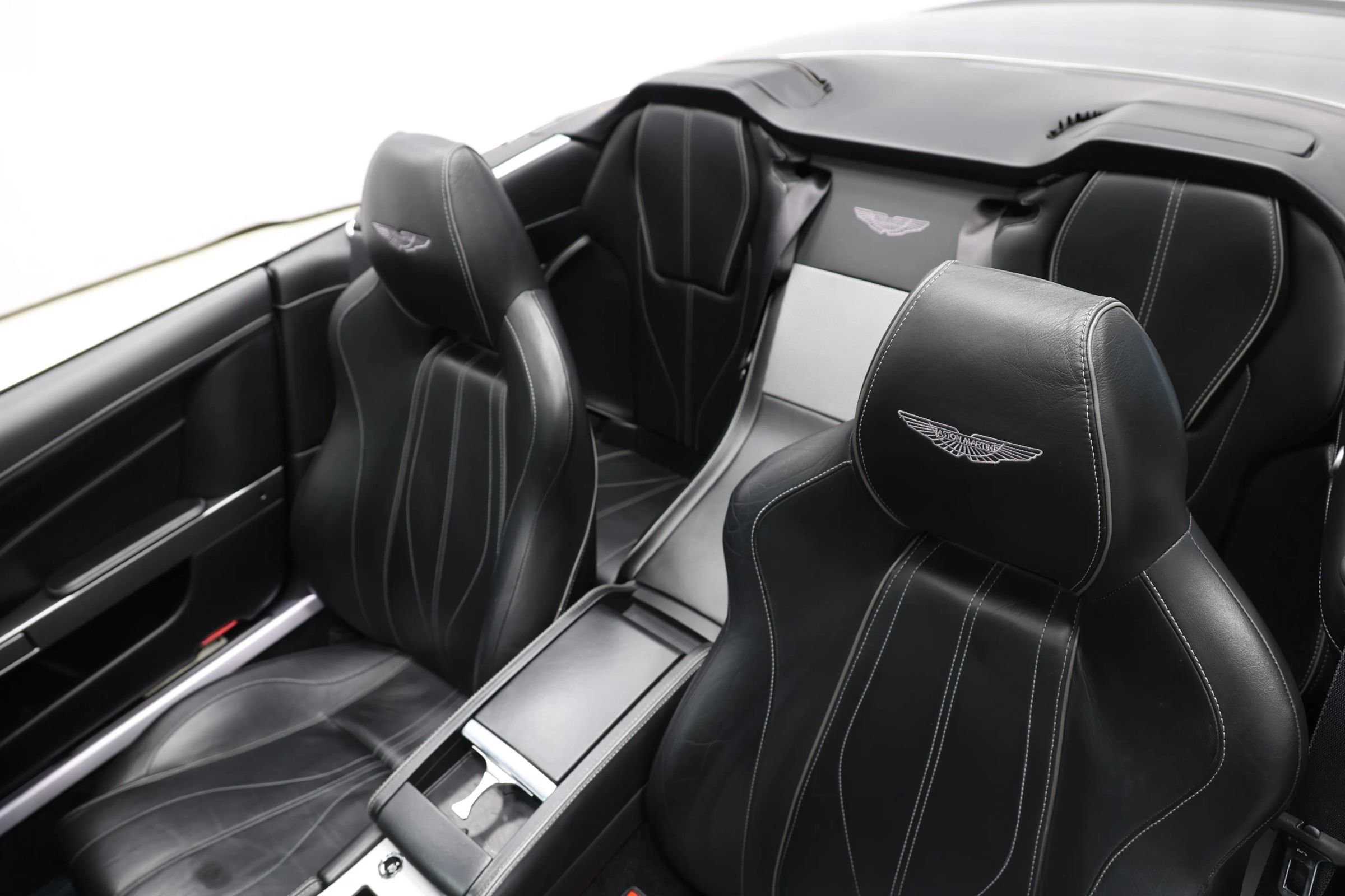 Used 2012 Aston Martin Virage Volante image 23