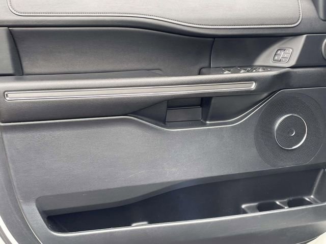 Certified 2021 Ford Expedition XLT RWD image 15
