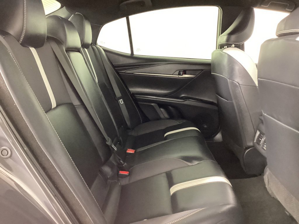 Used 2025 Toyota Camry SE w/ Convenience Package FWD image 25
