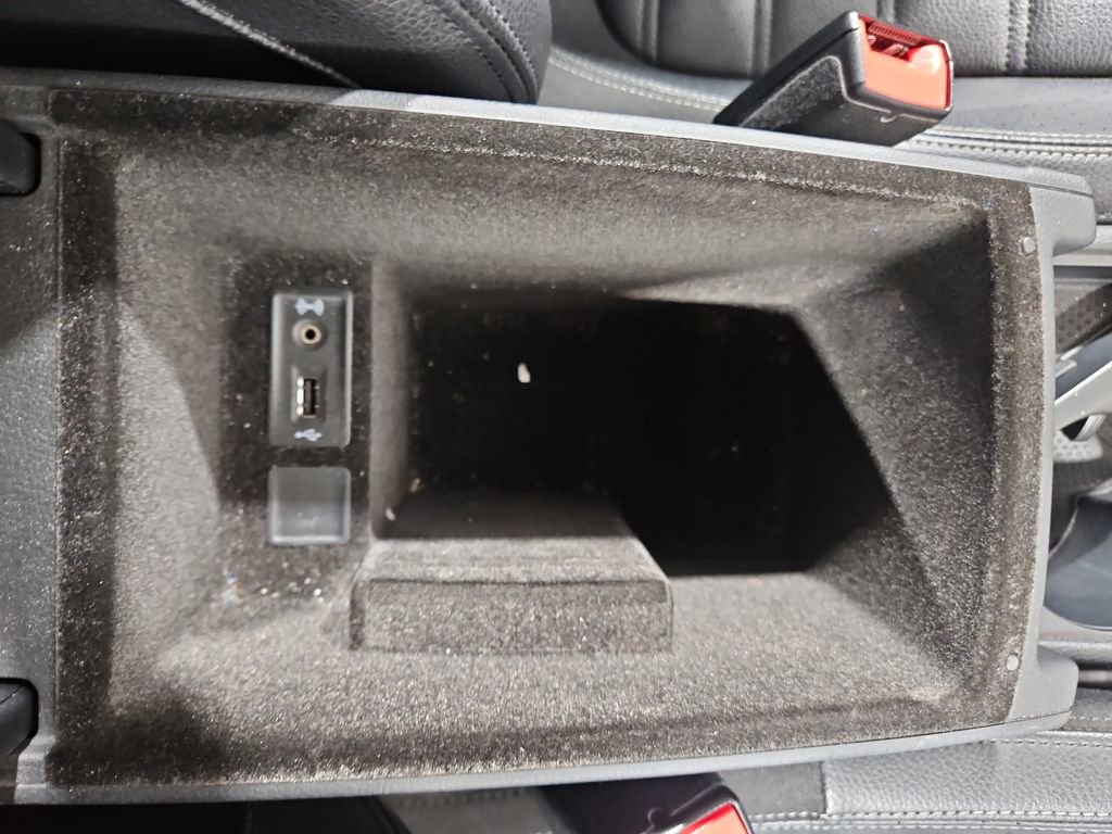 Used 2016 Volkswagen CC R-Line image 26