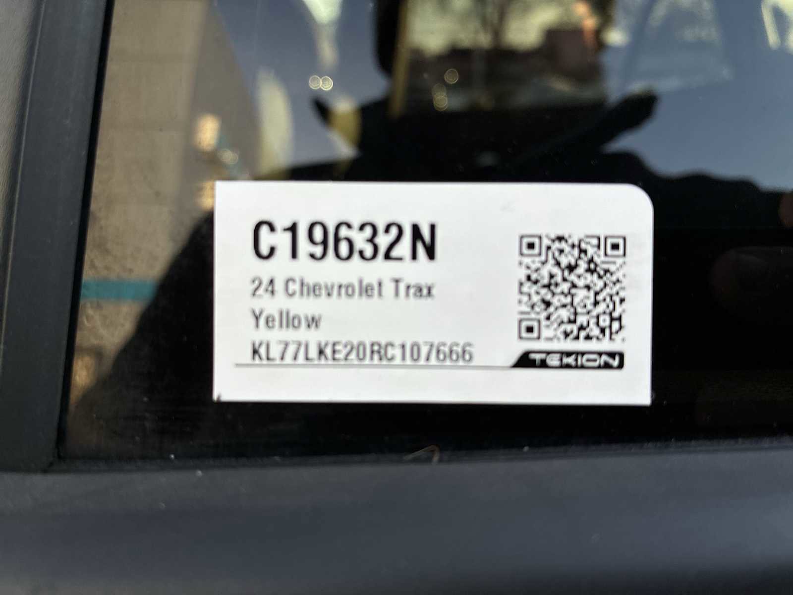 Used 2024 Chevrolet Trax ACTIV w/ Sunroof Package image 34