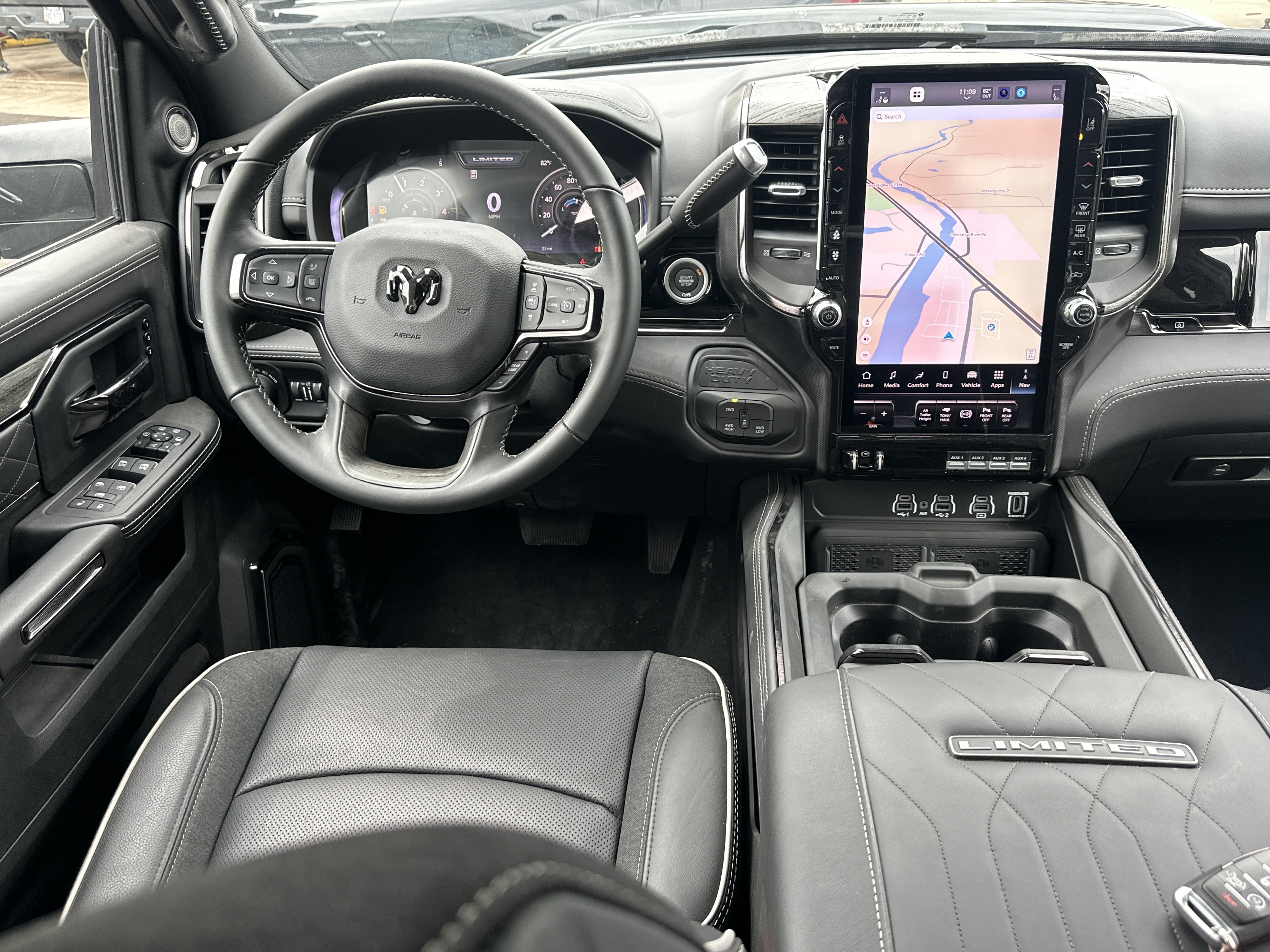 New 2026 RAM 3500 Limited AWD/4WD image 34