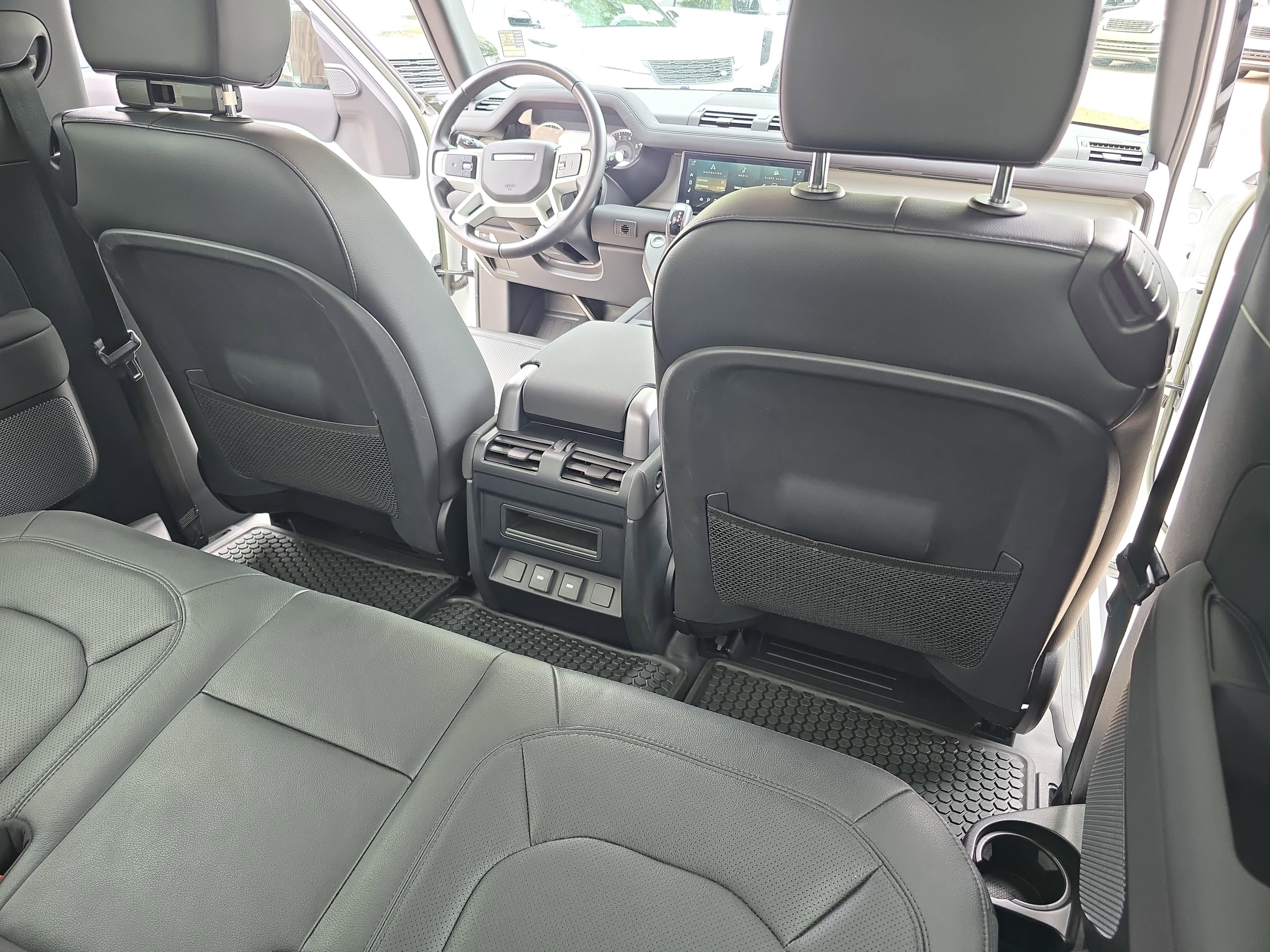 Certified 2023 Land Rover Defender 90 S AWD/4WD image 11