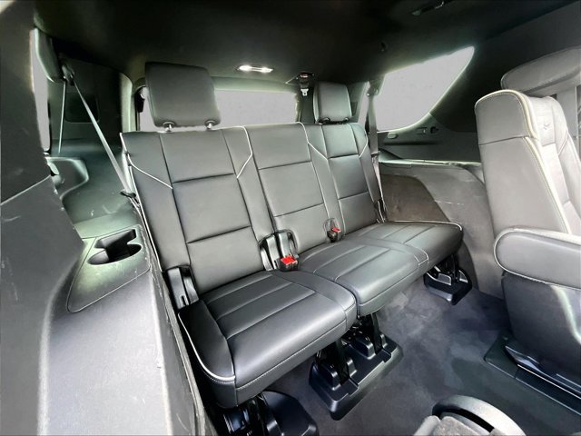 Used 2024 Cadillac Escalade Premium Luxury AWD/4WD image 29