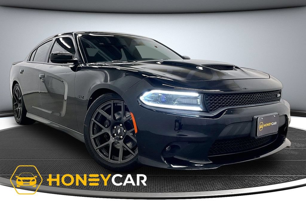 Used 2018 Dodge Charger R/T Scat Pack RWD image 1