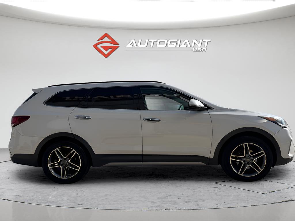 Used 2017 Hyundai Santa Fe Limited AWD/4WD image 12