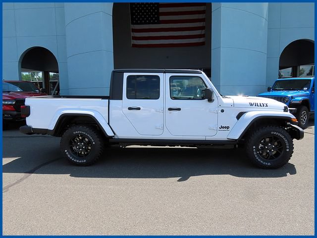 New 2026 Jeep Gladiator Sport