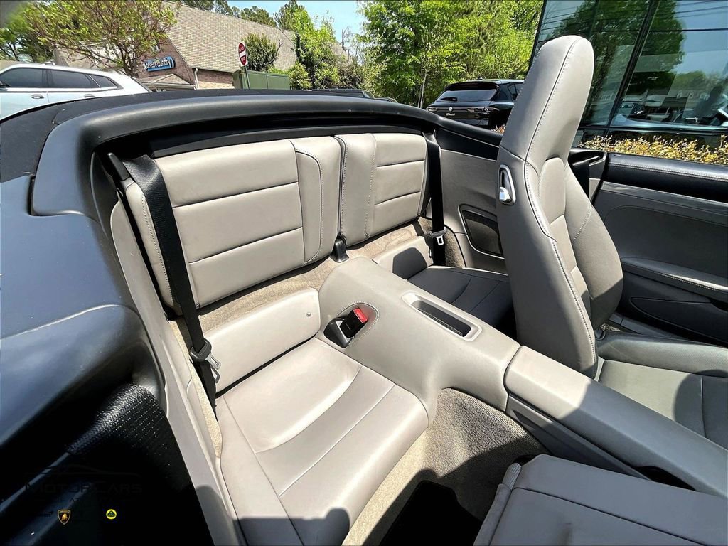 Used 2014 Porsche 911 Carrera 4S image 21