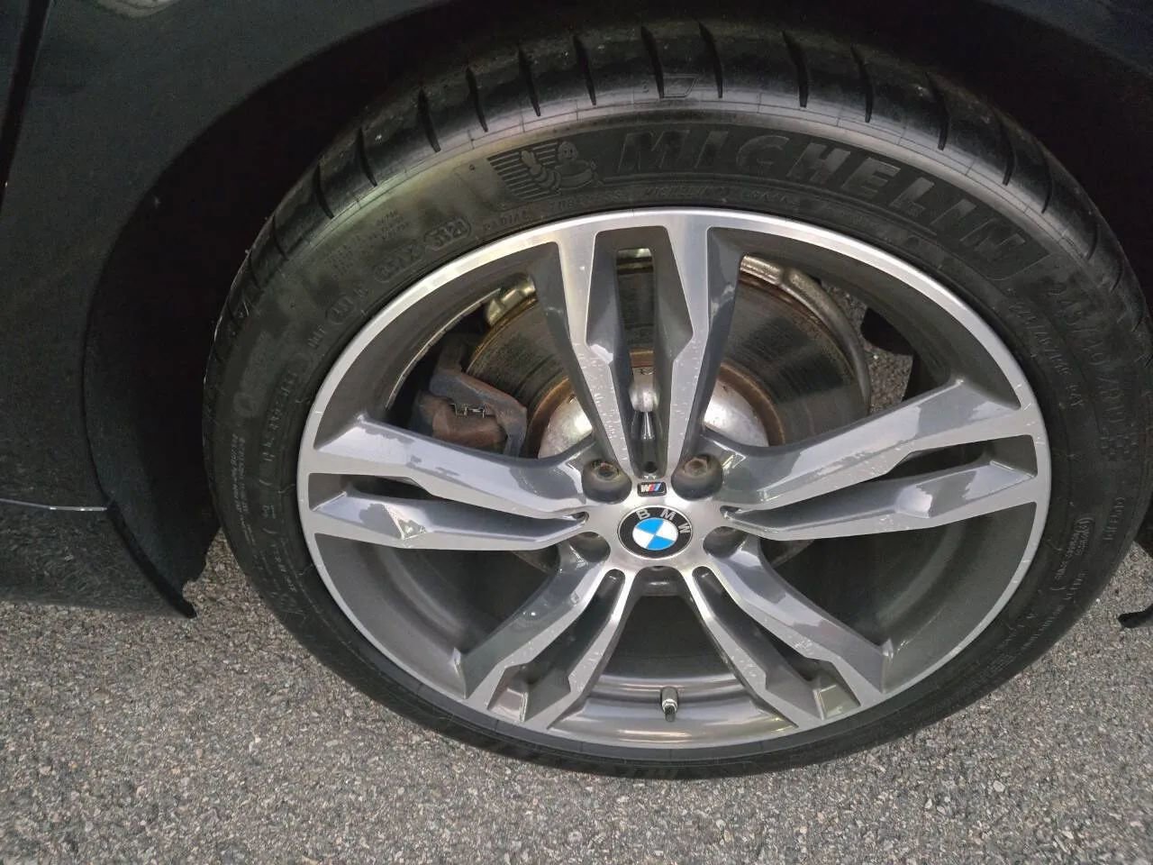 Used 2018 BMW 540i xDrive 540i xDrive Sedan 4D image 23