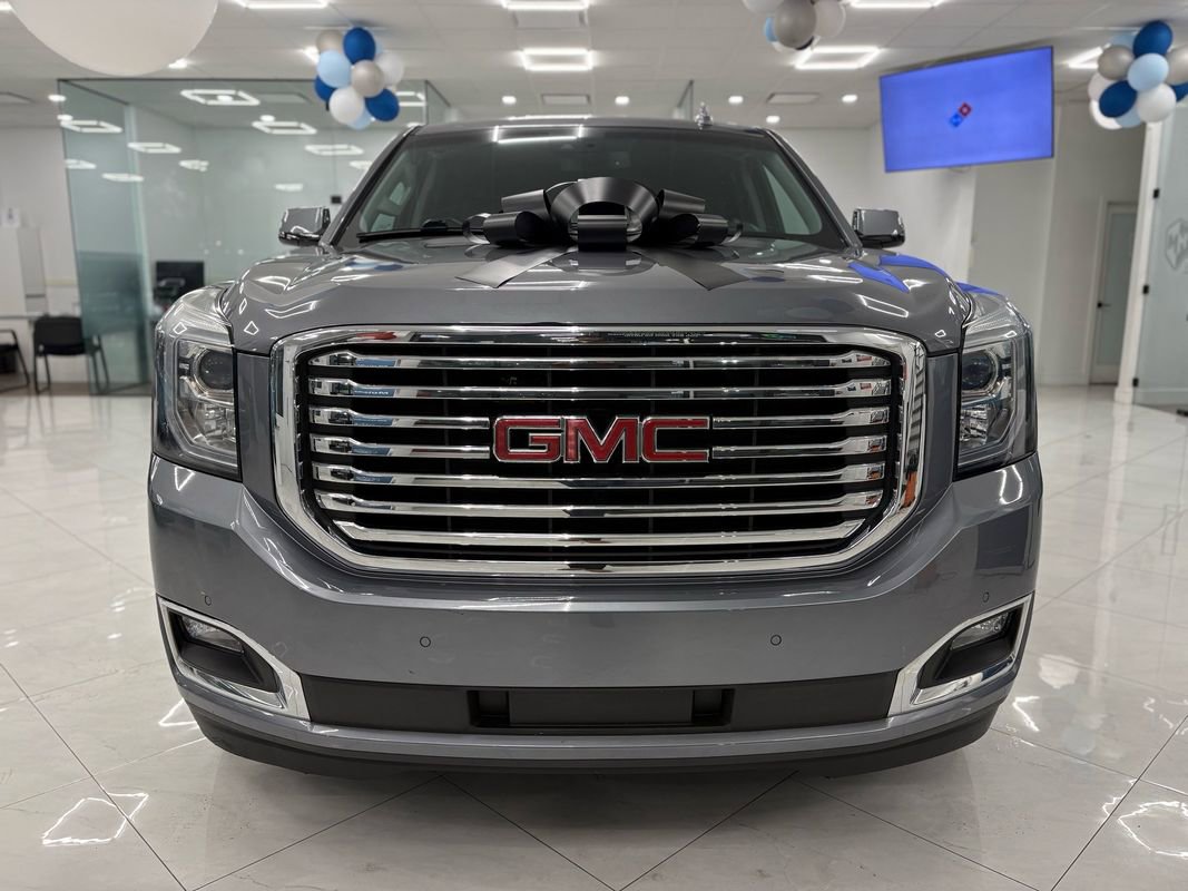 Used 2018 GMC Yukon SLT w/ Premium Edition image 2