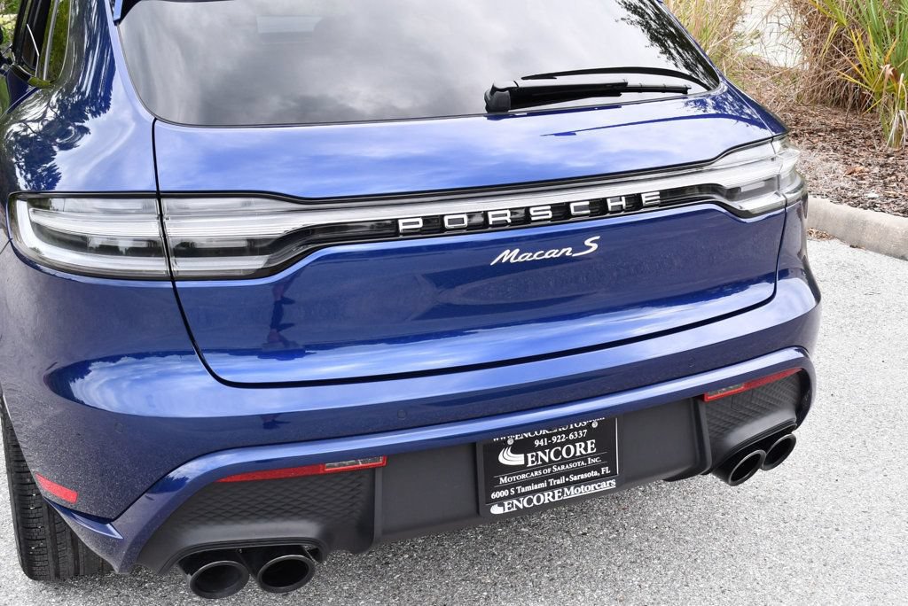Used 2024 Porsche Macan S AWD/4WD image 10