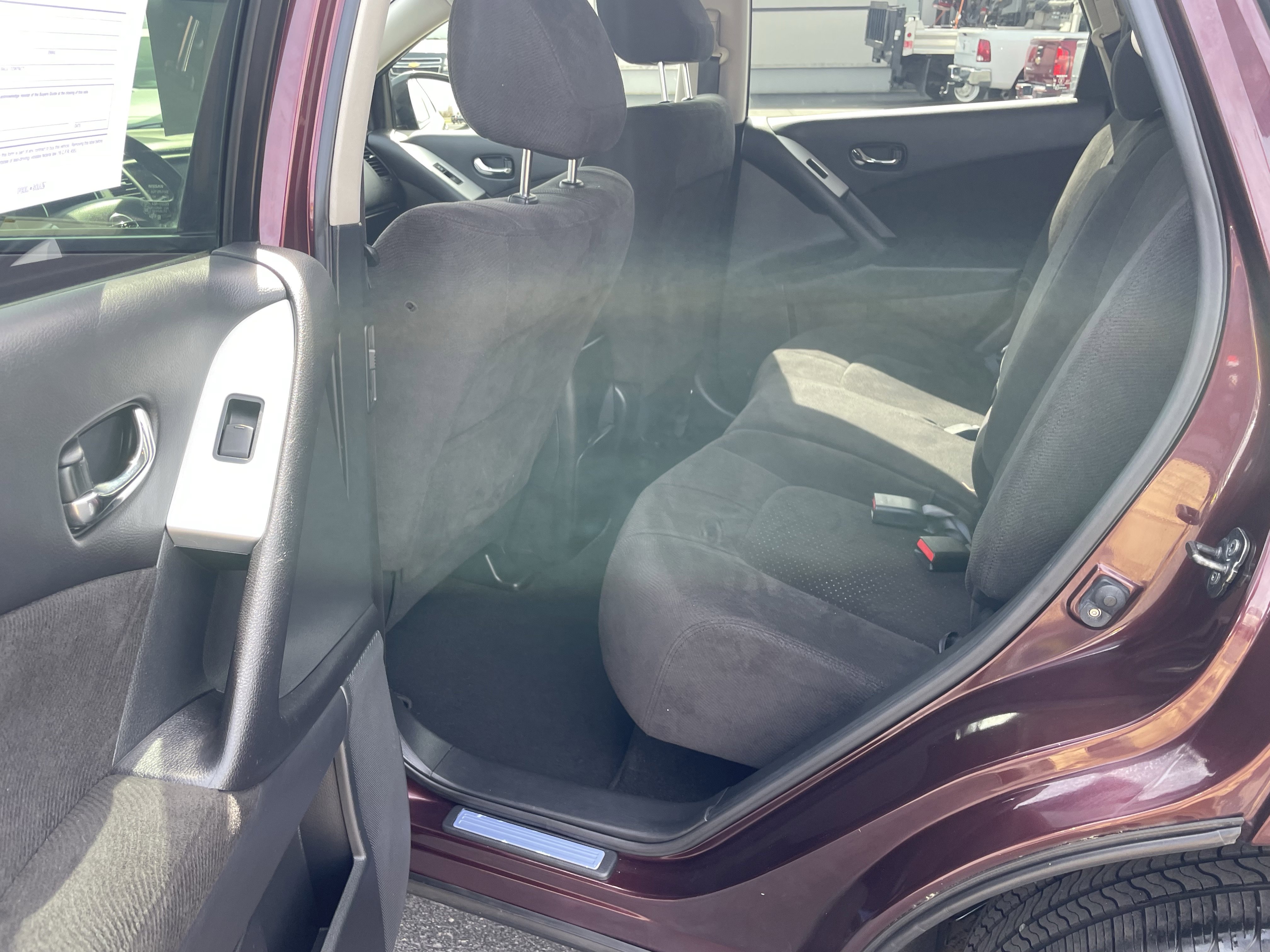 Used 2013 Nissan Murano S image 24