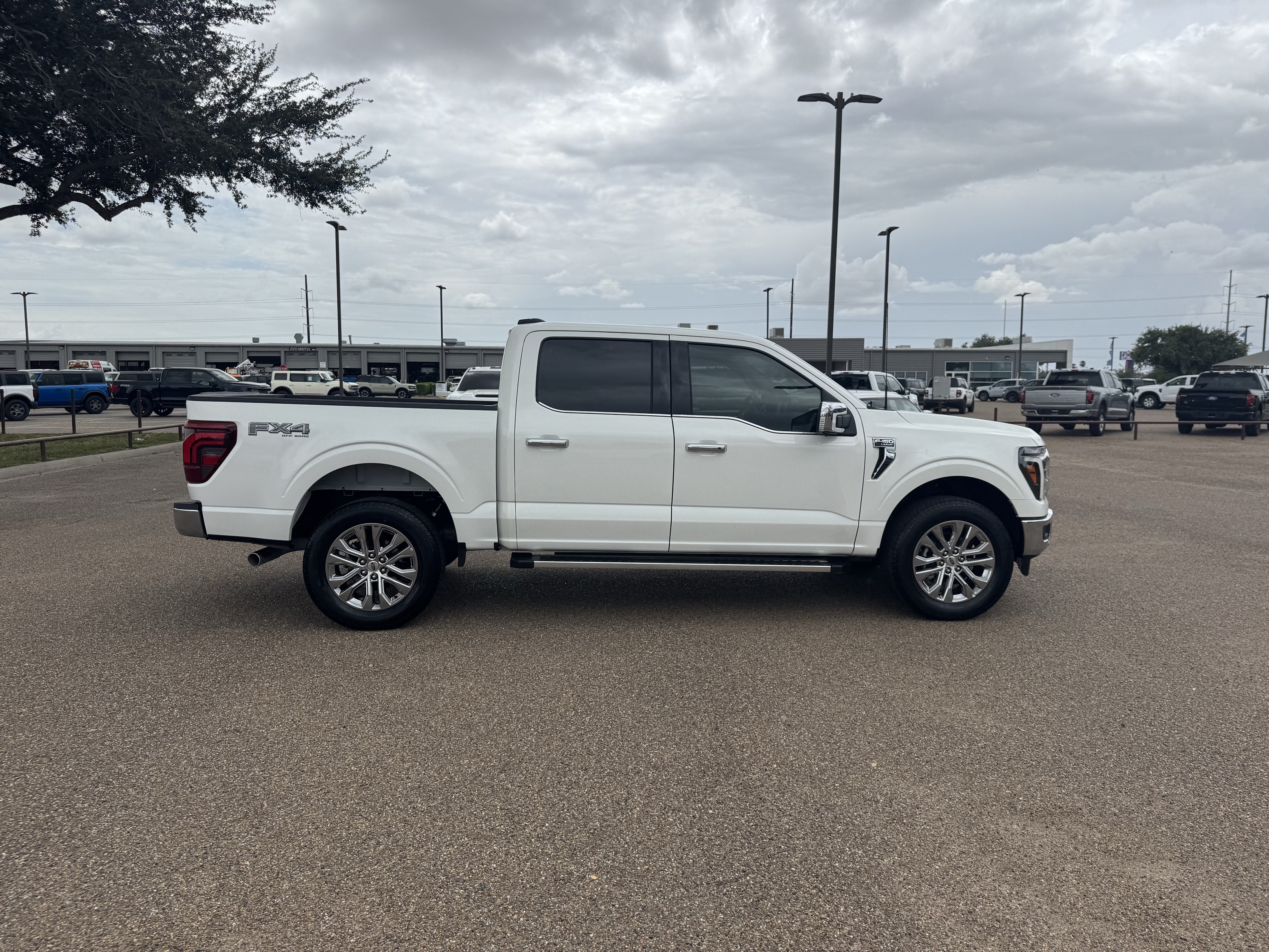 Certified 2025 Ford F150 Lariat w/ Equipment Group 501A Mid AWD/4WD image 4