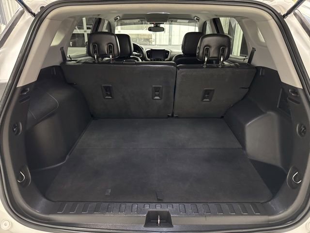 Used 2020 GMC Terrain SLT image 19