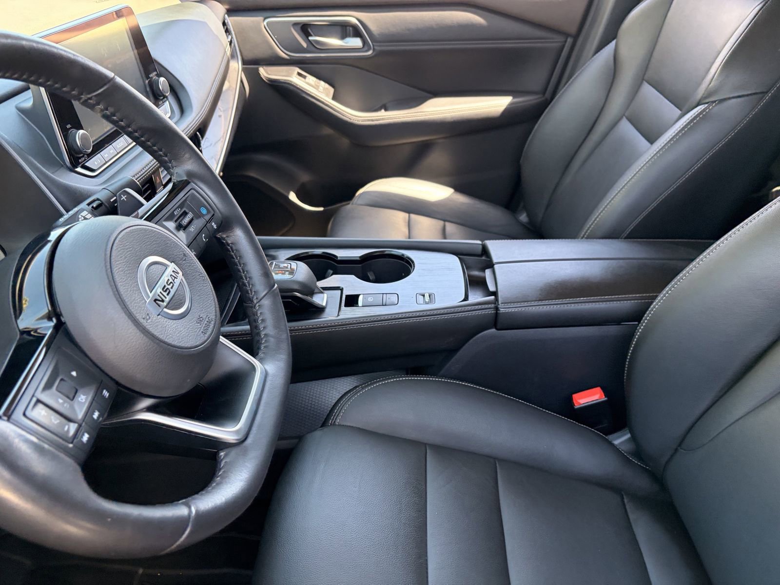 Used 2021 Nissan Rogue SL FWD image 15