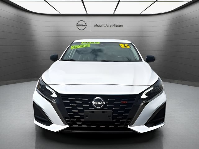 Certified 2025 Nissan Altima 2.5 SR FWD image 8