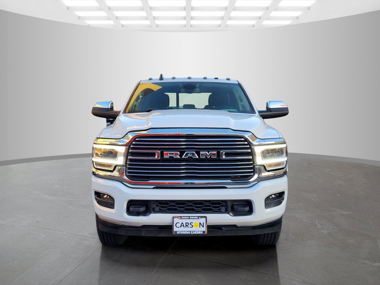 Used 2022 RAM 3500 Laramie AWD/4WD image 2