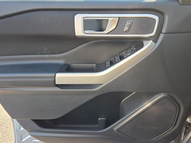 Used 2020 Ford Explorer XLT RWD image 28
