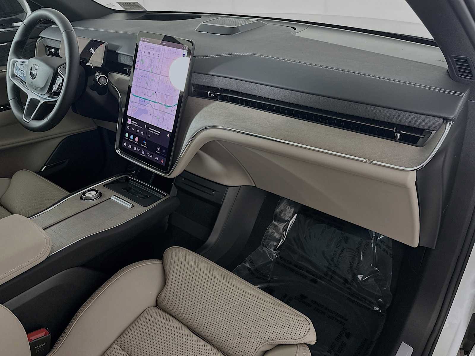 Used 2025 Volvo EX90 Plus image 28