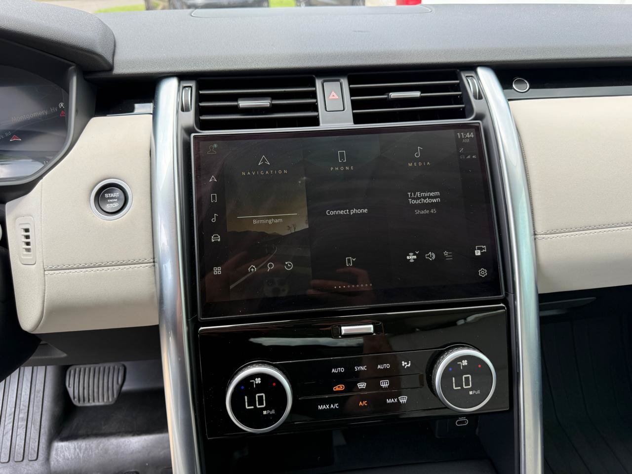 Used 2022 Land Rover Discovery S AWD/4WD image 23