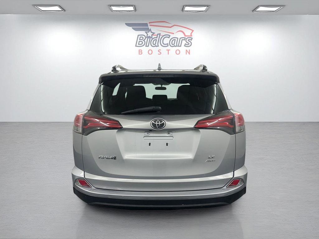 Used 2016 Toyota RAV4 LE AWD/4WD image 5