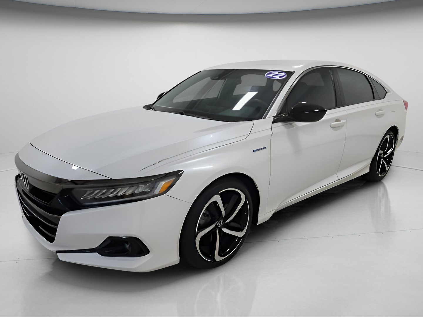 Used 2022 Honda Accord Sport image 3