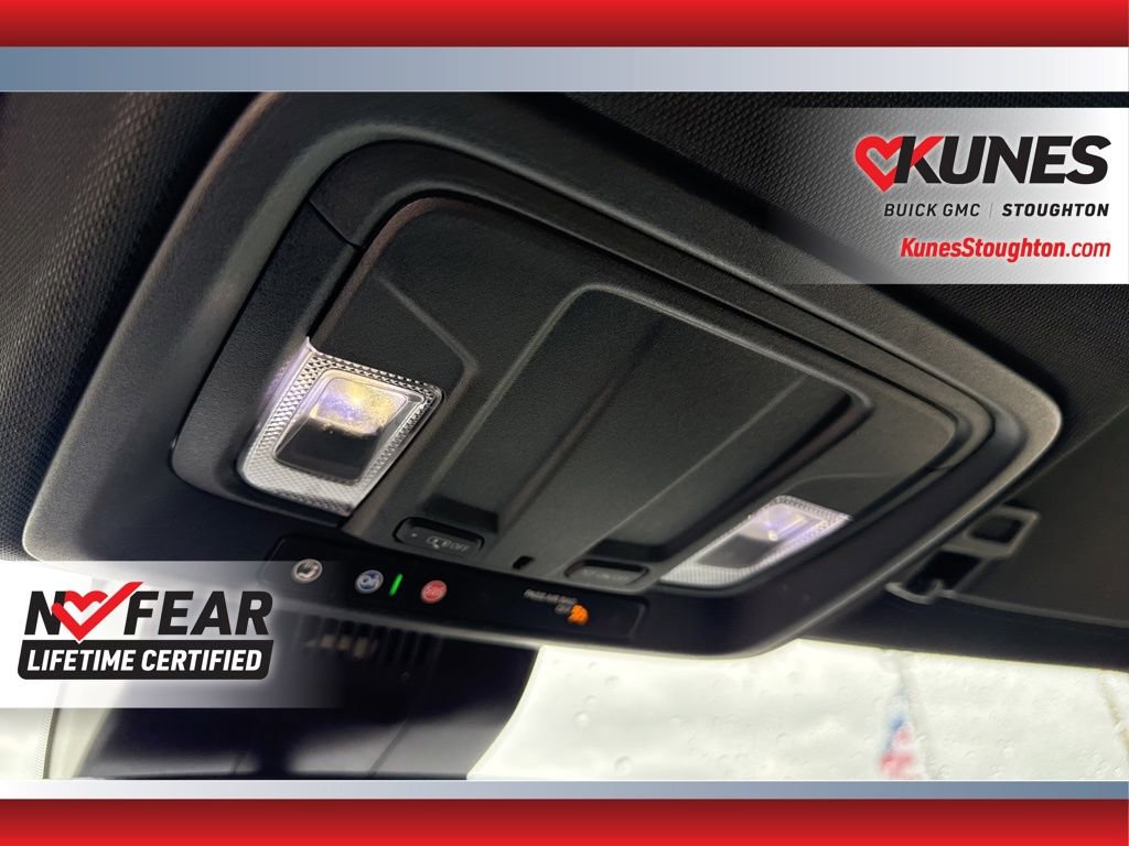 Used 2025 GMC Sierra 2500 AT4 image 41