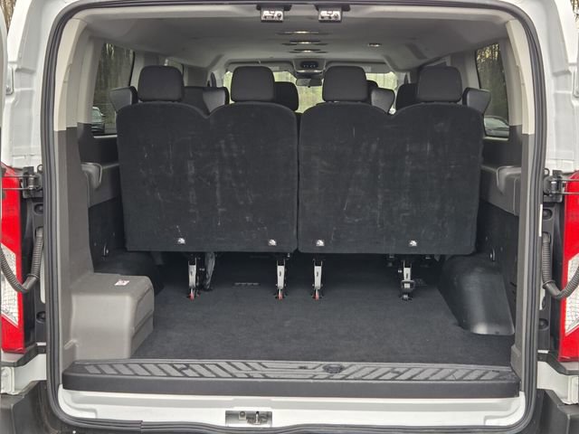 Used 2023 Ford Transit 350 XLT image 7