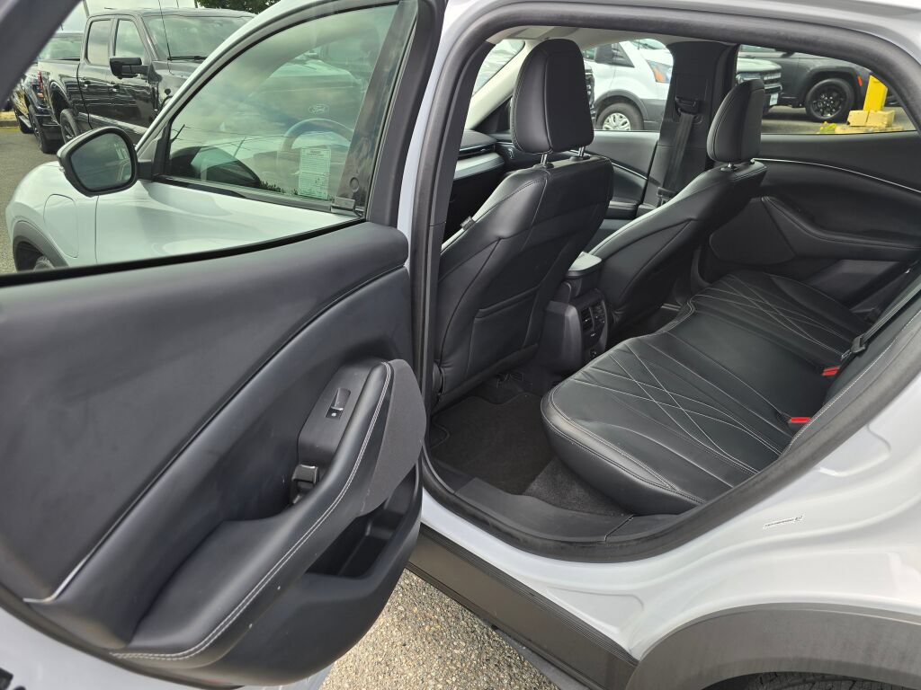 Certified 2023 Ford Mustang Mach-E Select RWD image 11