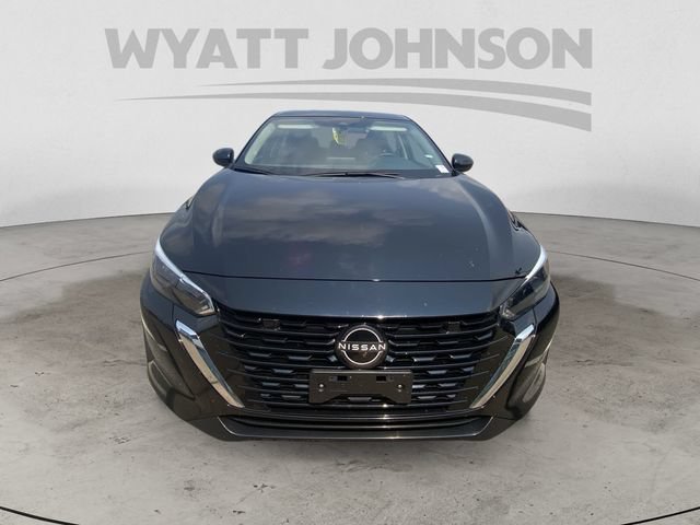 Used 2024 Nissan Sentra SV FWD image 14