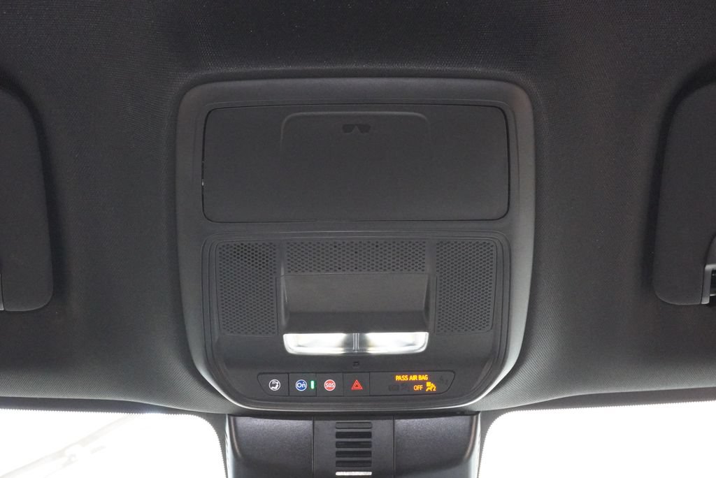 Used 2026 Buick Enclave Preferred FWD image 17