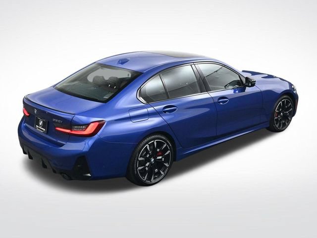 New 2026 BMW 330i xDrive Sedan w/ M Sport Package AWD/4WD image 26