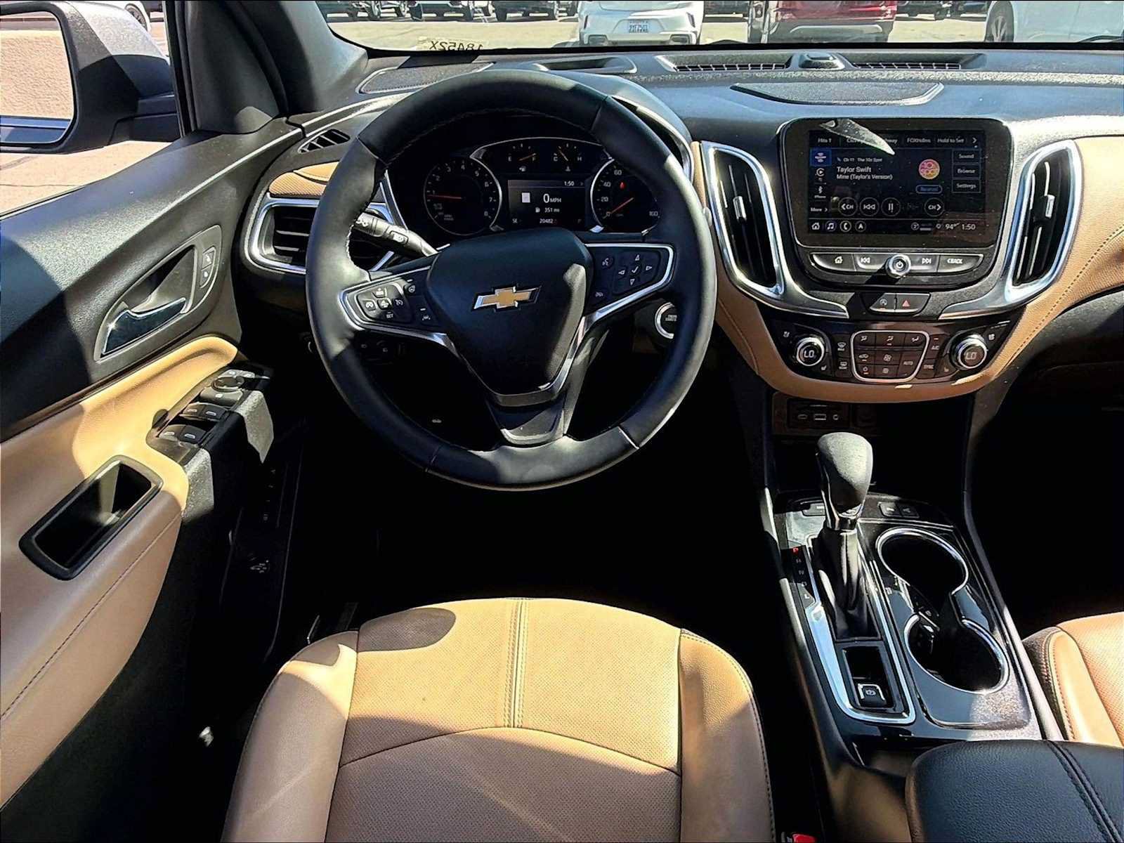 Used 2024 Chevrolet Equinox Premier AWD/4WD image 8