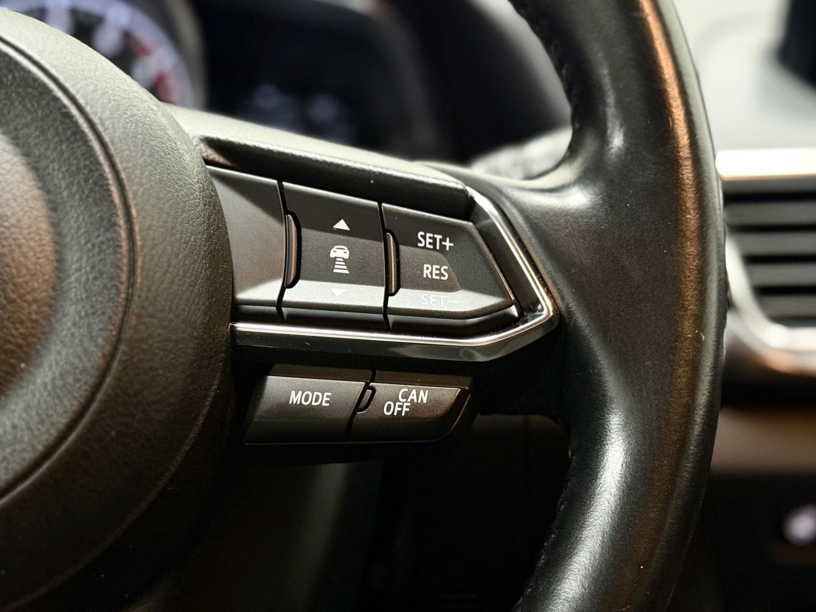 Used 2018 MAZDA MAZDA3 Grand Touring FWD image 19