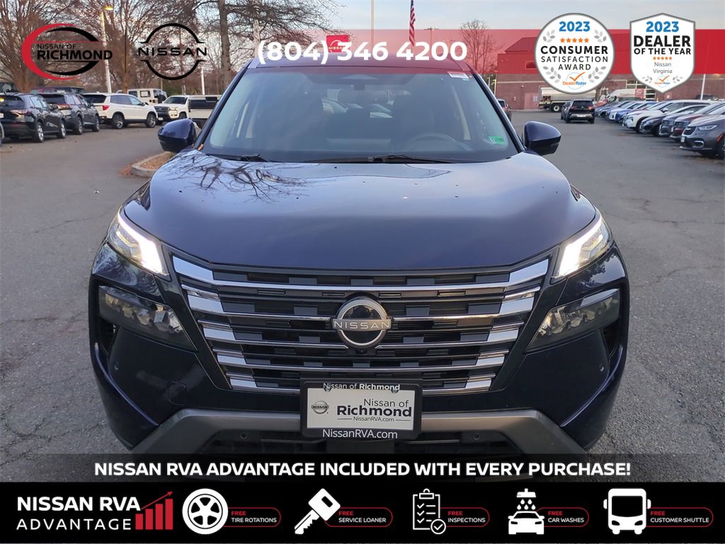 Used 2025 Nissan Rogue SL w/ Tech Package image 10